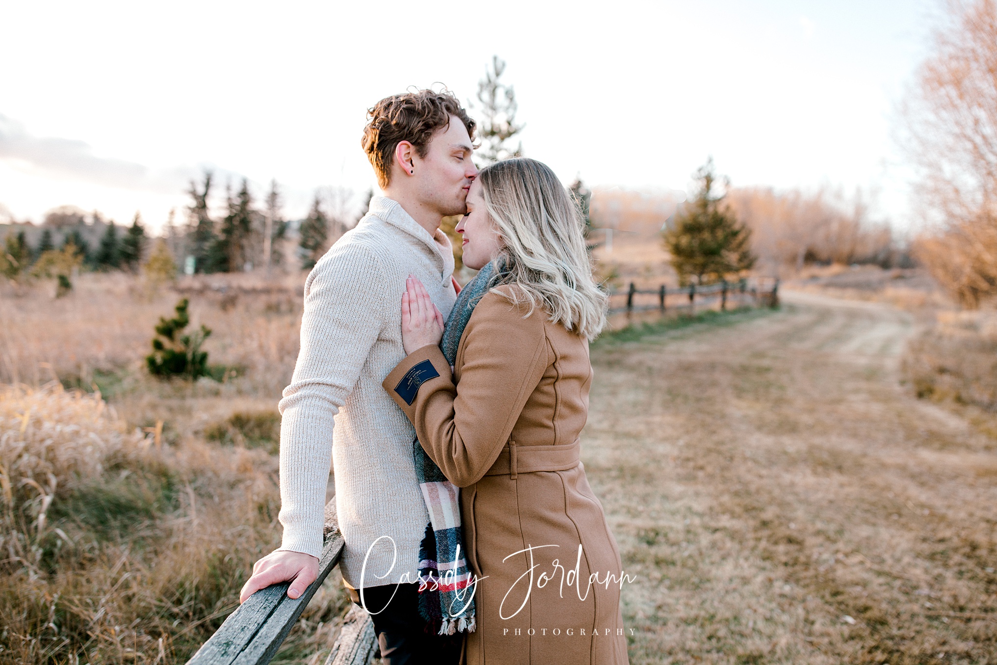 Camrose Lifestyle Couple Train Tracks_0098.jpg