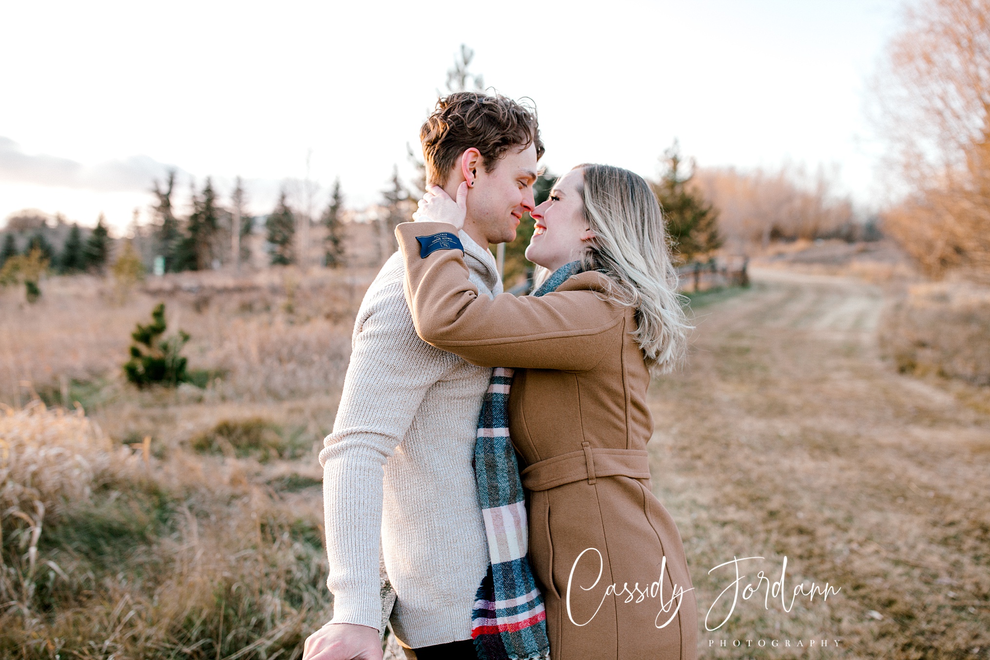 Camrose Lifestyle Couple Train Tracks_0099.jpg