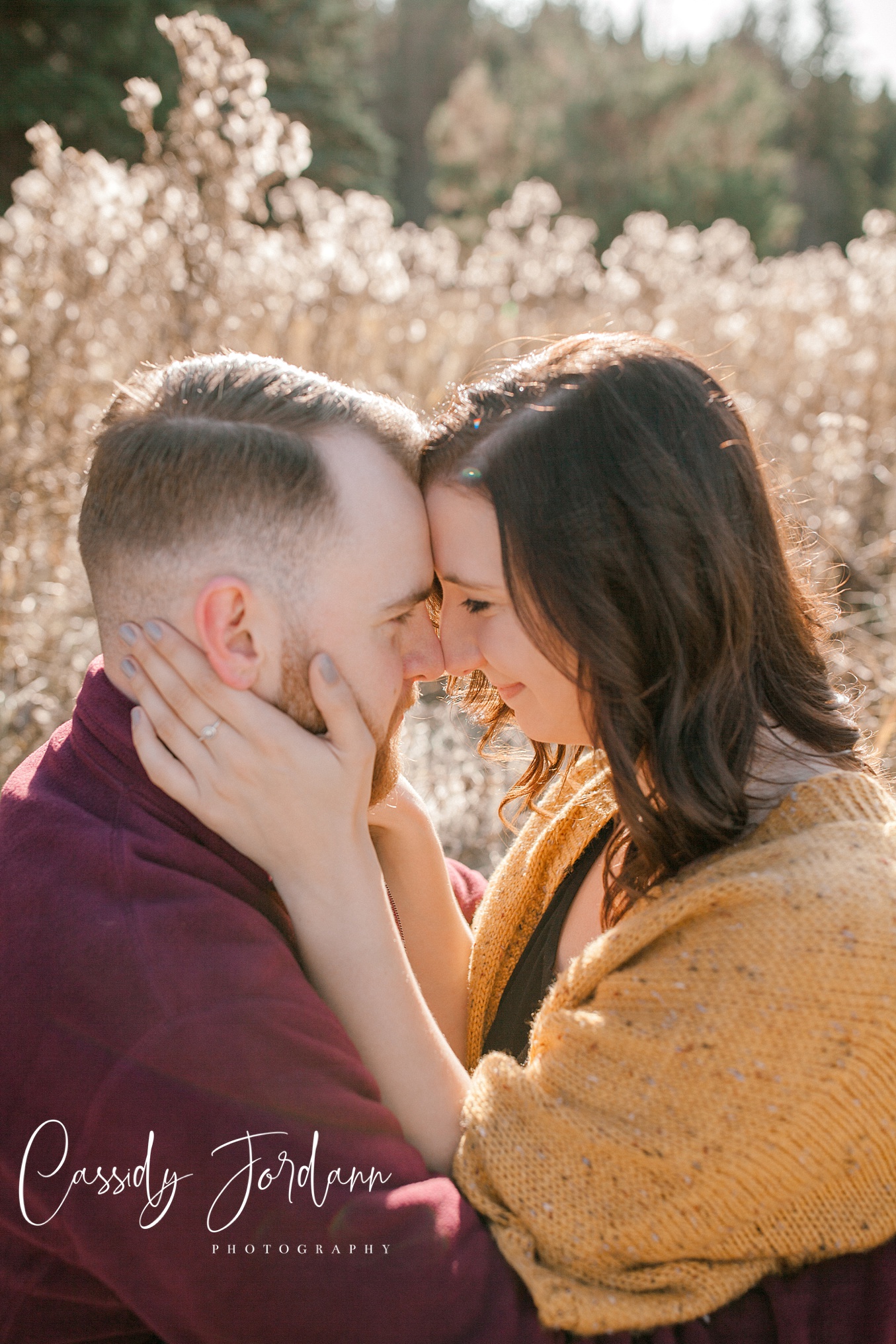 Red Deer Couple Love_0182.jpg