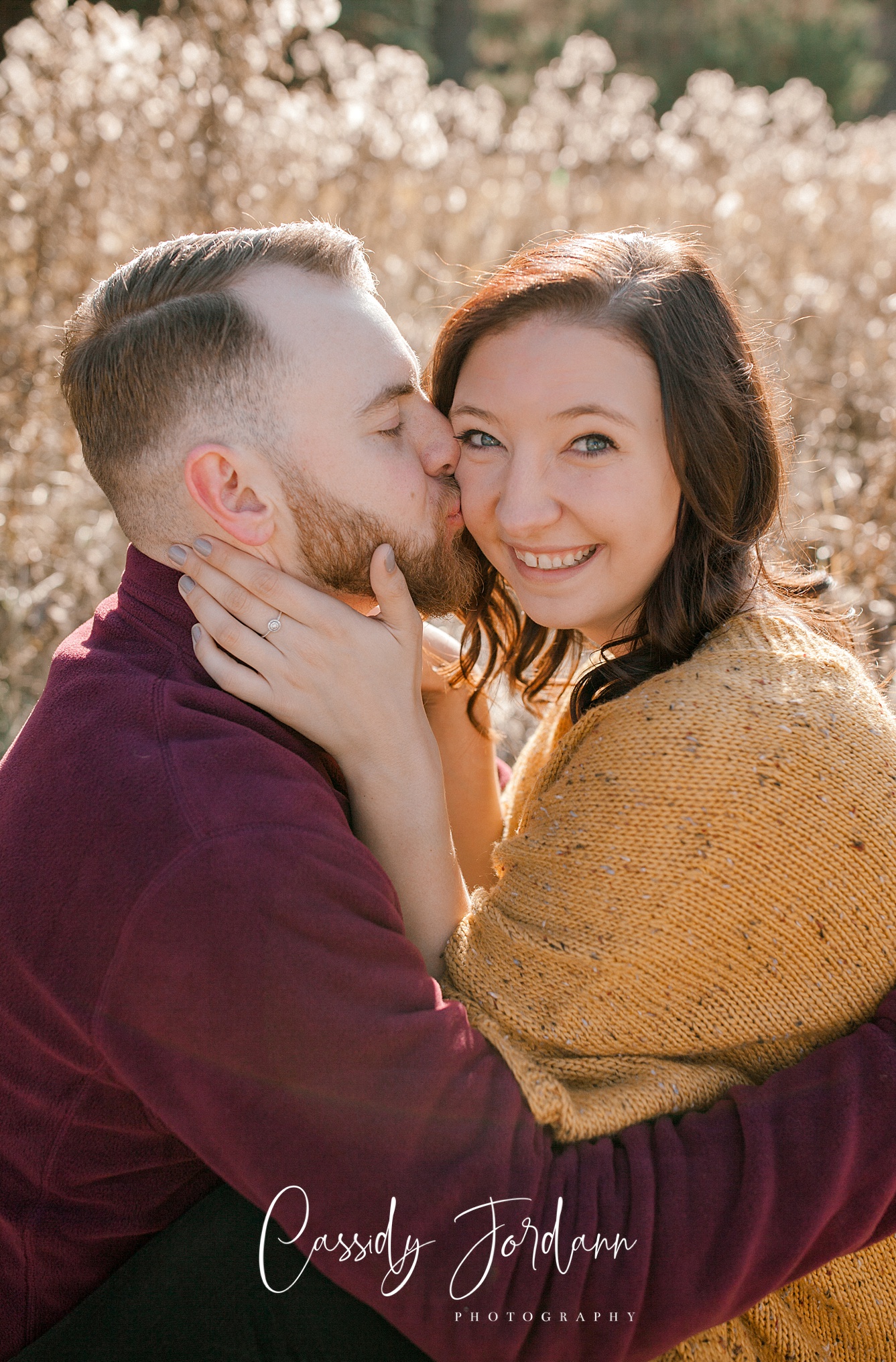 Red Deer Couple Love_0183.jpg