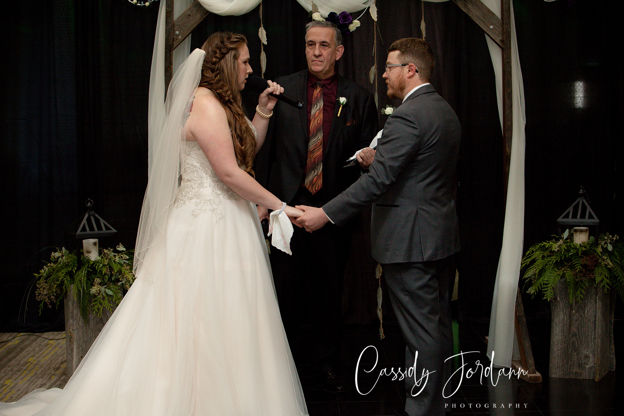 RedDeerWinterWedding_0037.jpg