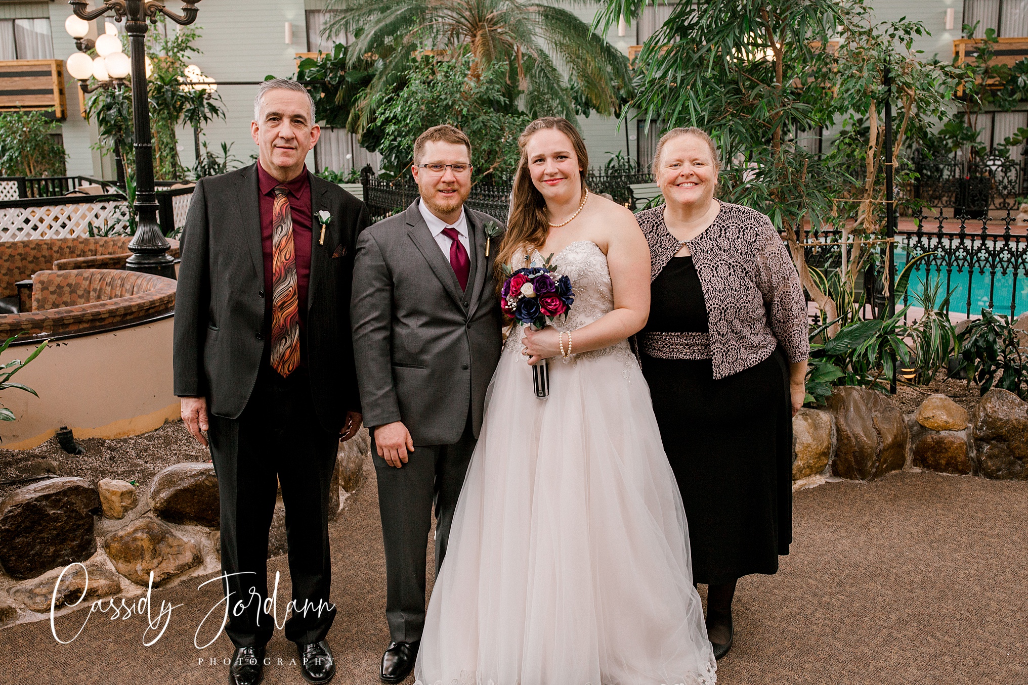 RedDeerWinterWedding_0053.jpg