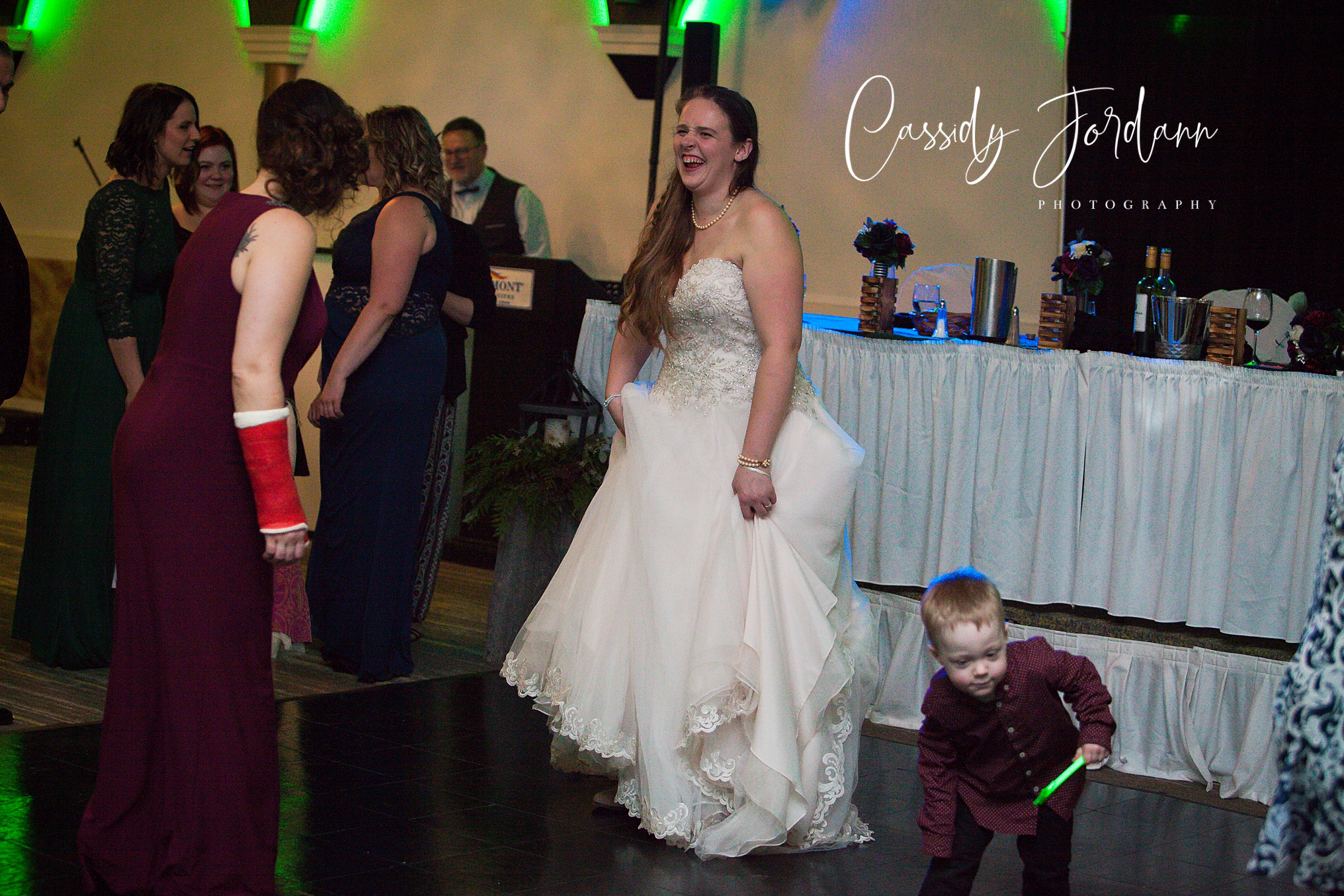 RedDeerWinterWedding_0151.jpg